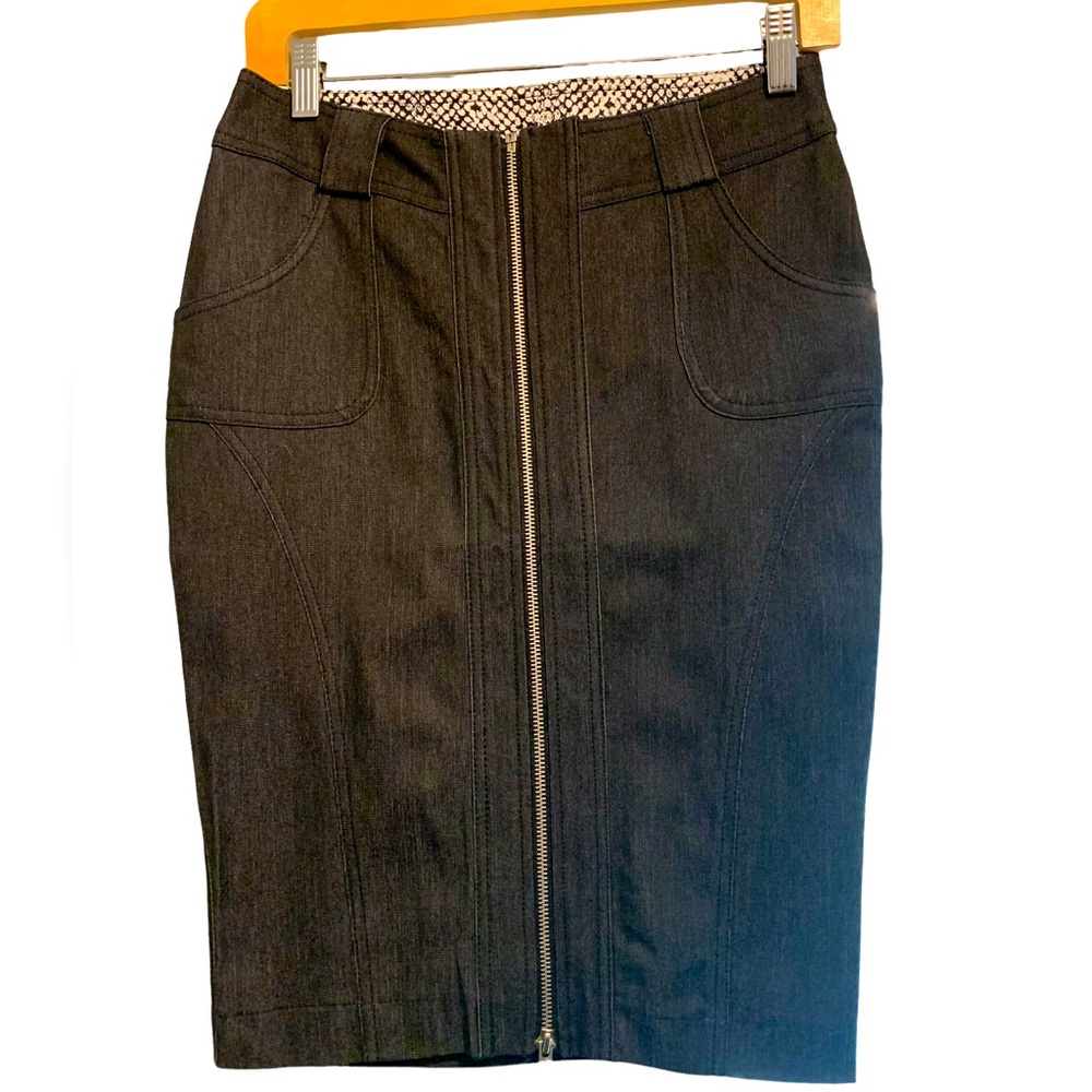 Willow & Clay Denim Zip Pencil Skirt  NWT